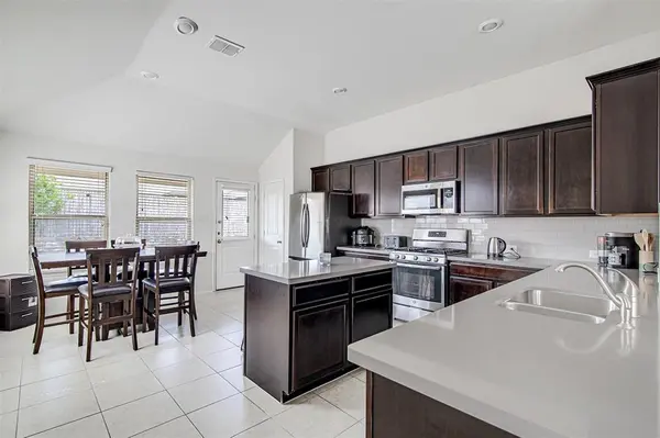 14549 Serrano Ridge Road, Fort Worth, TX 76052