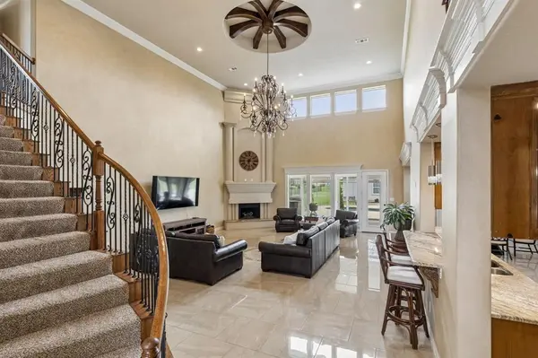 2112 Becky Lane, Cedar Hill, TX 75104