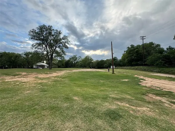 7001 Horseshoe Bend Trail, Weatherford, TX 76087