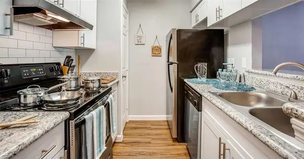 851 Threadneedle Street #1110, Houston, TX 77079