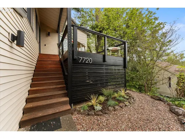 7720 SW RUBY TER, Portland, OR 97219