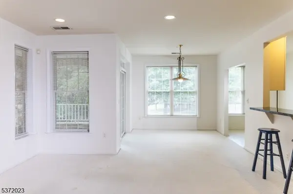 1111 Clinton Ln #111, Rockaway Twp., NJ 07866