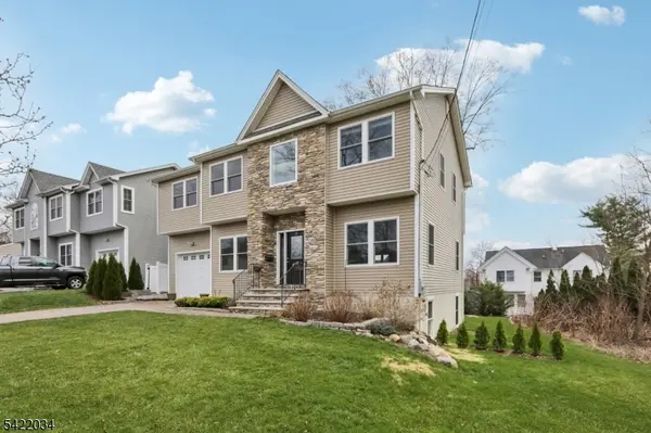 2 Calumet Ave, Parsippany-troy Hills Twp., NJ 07034