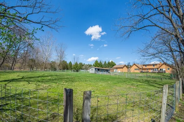 15 Mount Pleasant Rd, Knowlton Twp., NJ 07832