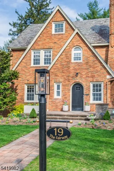 19 The Fairway, Montclair Twp., NJ 07043
