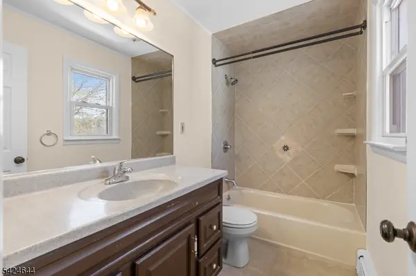 119 Church St, Lodi Boro, NJ 07644