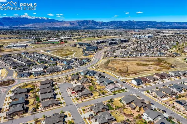 5563 Wolf Village DR, Colorado Springs, CO 80924