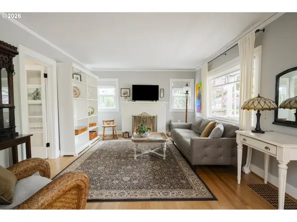 1916 NE 28TH AVE, Portland, OR 97212