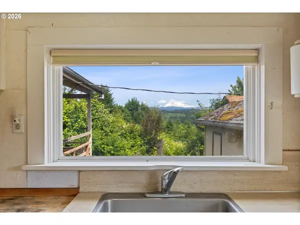 13800 SE Baumback RD, Sandy, OR 97055