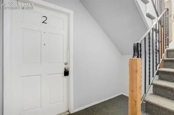 2921 Straus LN, Colorado Springs, CO 80907