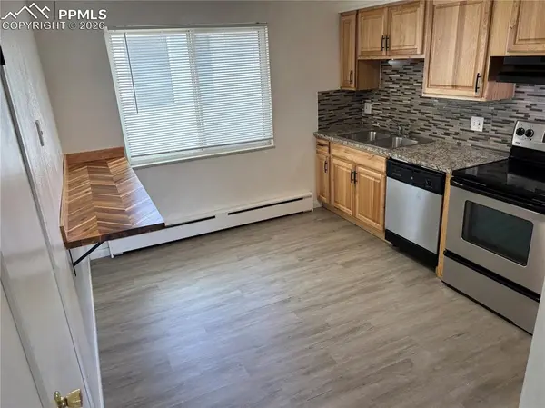 2921 Straus LN, Colorado Springs, CO 80907