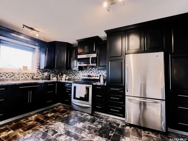 106 8th AVENUE W, Biggar, SK S0K 0M0