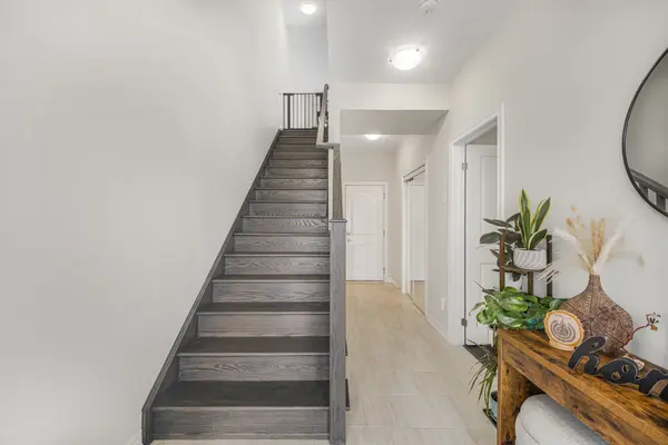 10 Birmingham DR #25, Cambridge, ON N1R 0C5