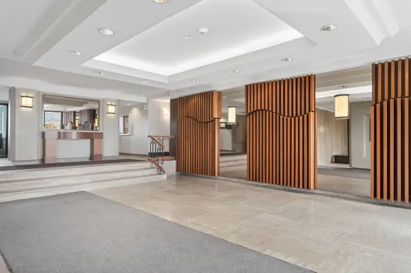 265 Poulin AVE #207, Britannia - Lincoln Heights And Area, ON K2B 7Y8