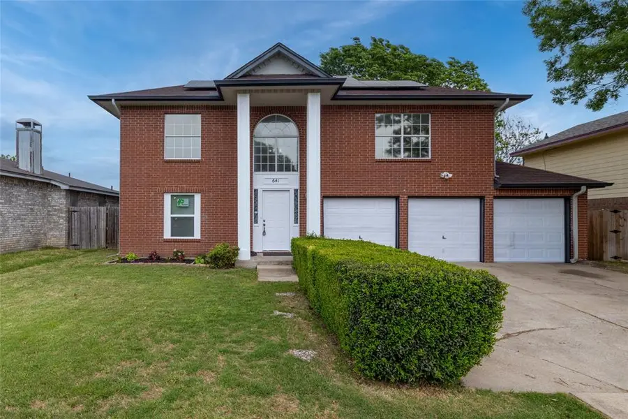 641 Lemon Drive, Arlington, TX 76018