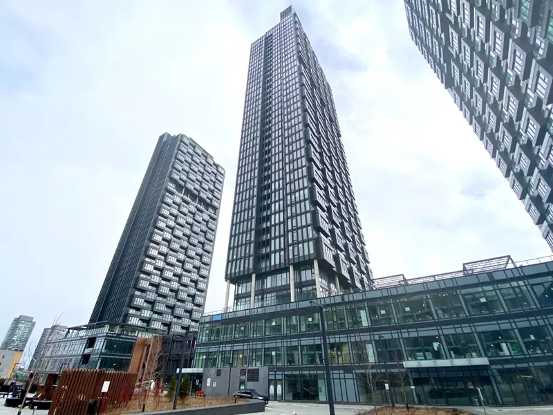 1 Quarrington LN #3001, Toronto C13, ON M3C 0S4