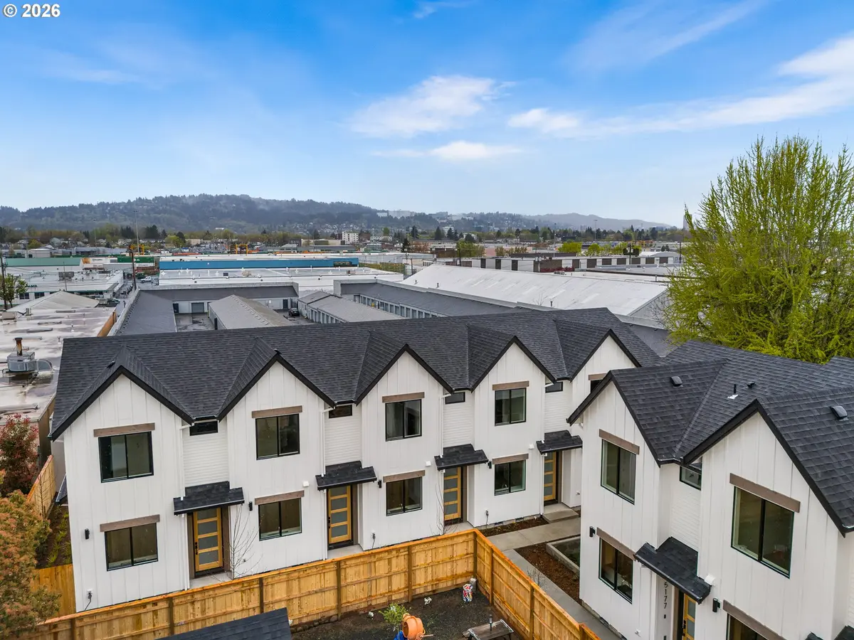 5179 SE 28th AVE #6, Portland, OR 97202