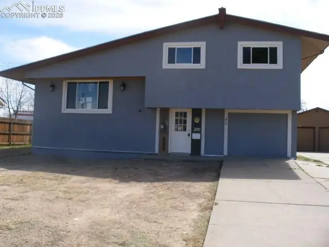 46 Radcliff LN, Pueblo, CO 81005