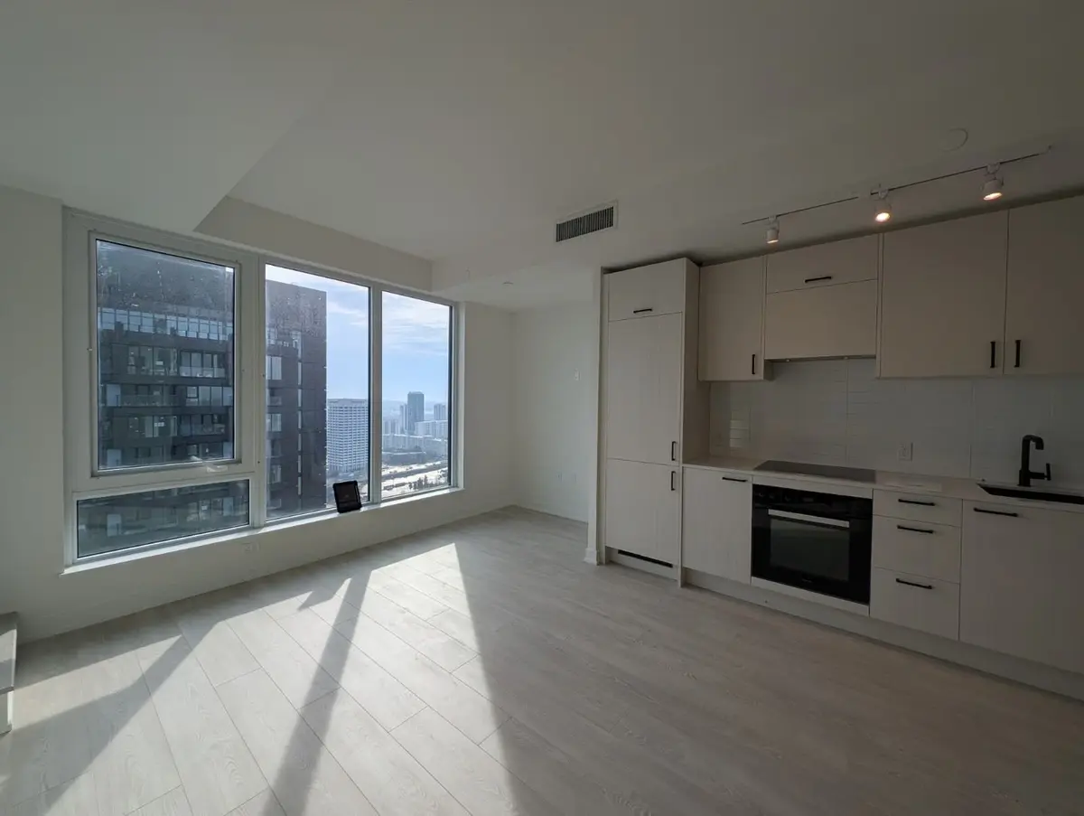 1 Quarrington LN #3301, Toronto C13, ON M3C 0S4