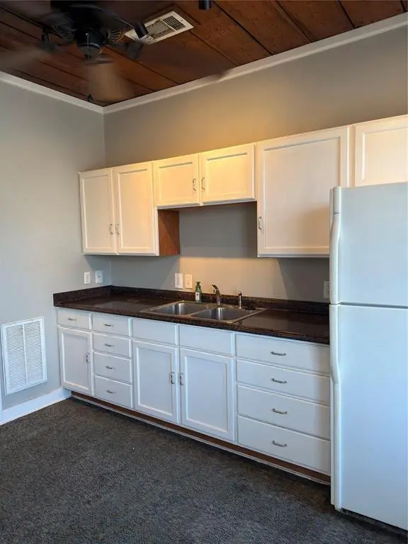 1513 Hurley Avenue, Fort Worth, TX 76104