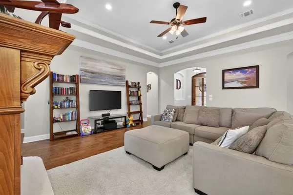 614 Glenshire Drive, Bossier City, LA 71111