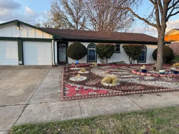 1825 SCHUMAC, Bedford, TX 76022