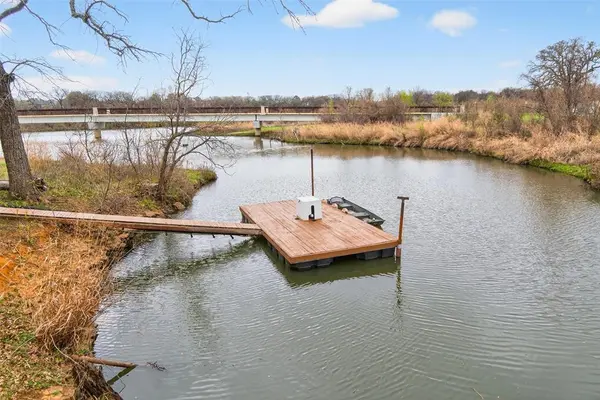 234 Edgewood Drive, Highland Village, TX 75077