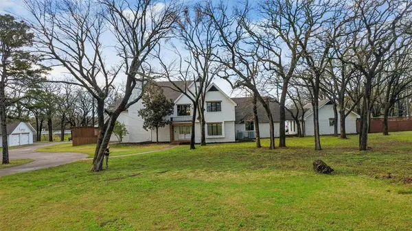 234 Edgewood Drive, Highland Village, TX 75077