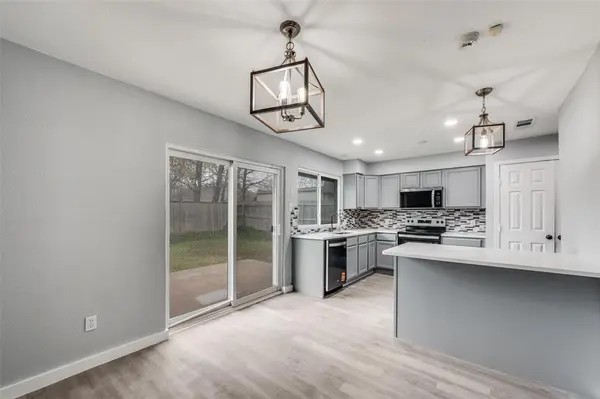 2006 Elmridge Drive, Arlington, TX 76012