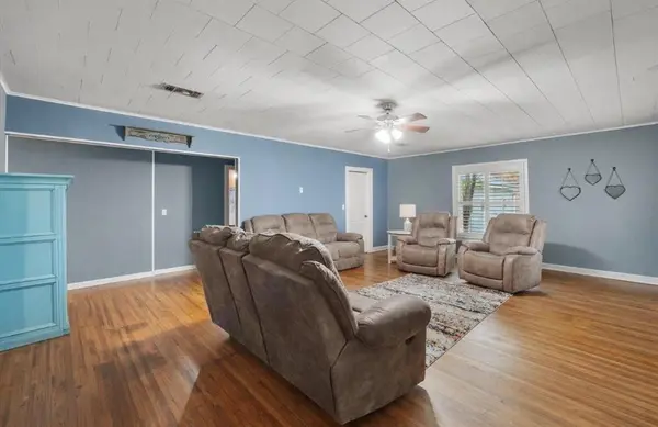 200 NW 1st Street, Cooper, TX 75432