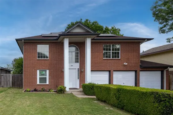 641 Lemon Drive, Arlington, TX 76018