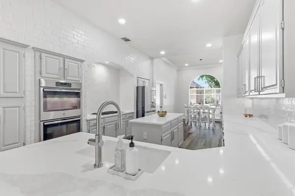 4024 Oak Grove Court, Flower Mound, TX 75028