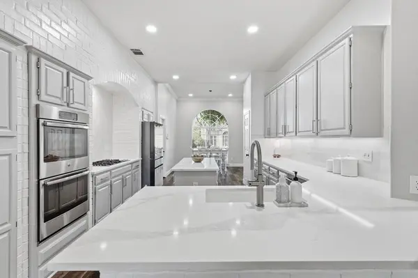 4024 Oak Grove Court, Flower Mound, TX 75028