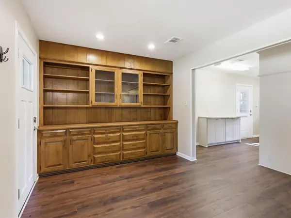 2210 Robinwood Lane, Denton, TX 76209