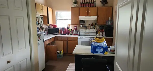 301 W Patterson Street W #2, Eastland, TX 76448