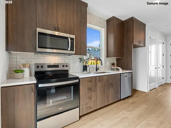 3252 SE 115th AVE, Portland, OR 97266