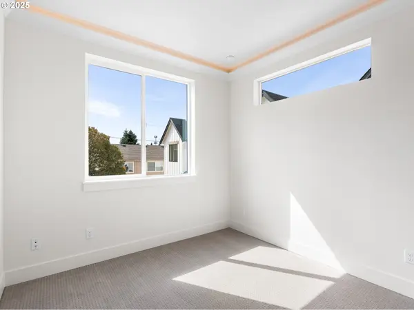 5177 SE 28th AVE #5, Portland, OR 97202