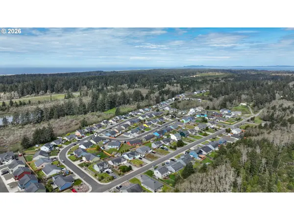 348 SW KALMIA AVE, Warrenton, OR 97146