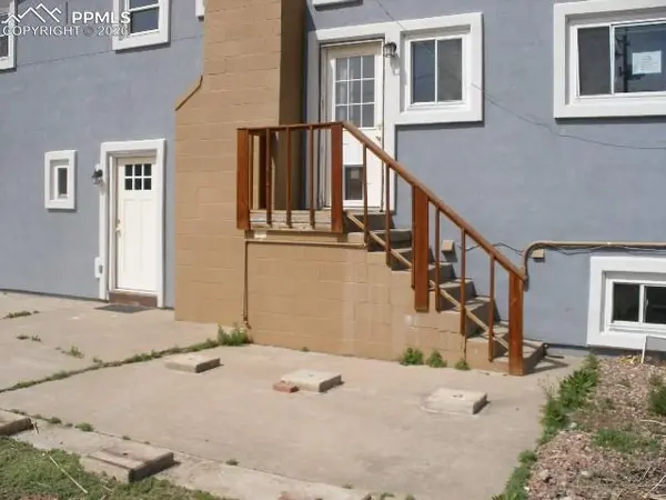 46 Radcliff LN, Pueblo, CO 81005