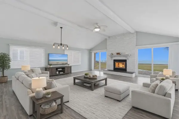 35568 Hamer ST, New Baltimore, MI 48047