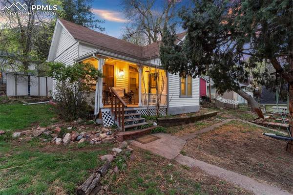 819 Duclo AVE, Manitou Springs, CO 80829