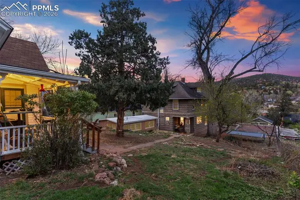819 Duclo AVE, Manitou Springs, CO 80829
