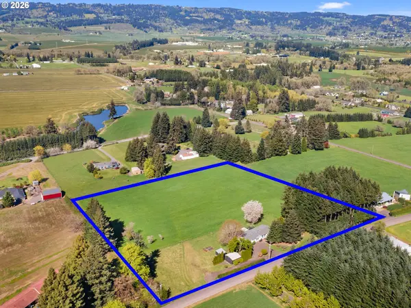 21155 NE SUNNYCREST RD, Newberg, OR 97132