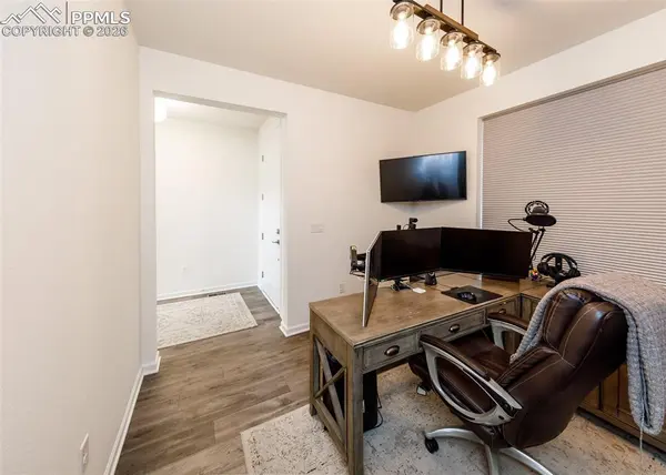 110 Kitselman DR, Castle Rock, CO 80104