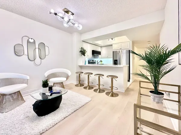 15 Northtown WAY #521, Toronto C14, ON M2N 7A2