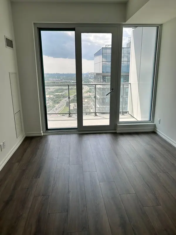 1000 Portage Pkwy #4009, Vaughan, ON L4K 0L1