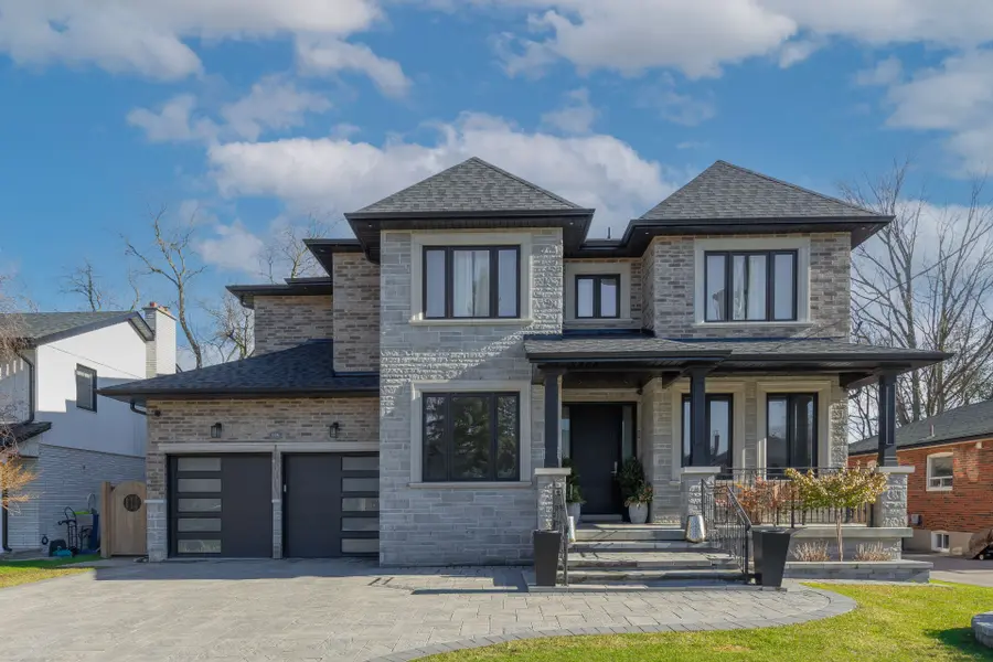 106 Maytree AVE, Whitchurch-stouffville, ON L4A 1G2