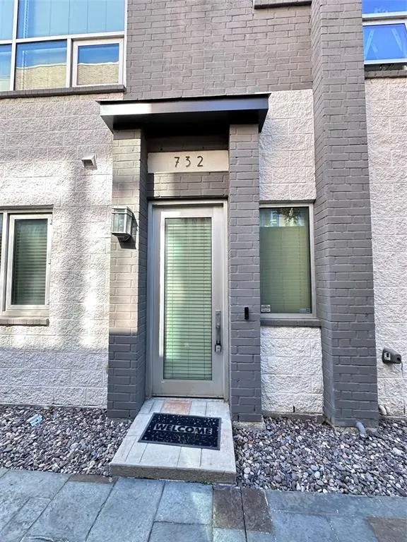 732 Cannen John Lane, Dallas, TX 75204