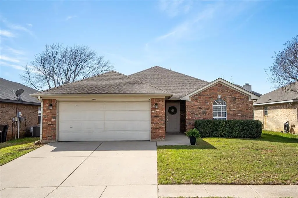 8601 Stetson Drive, Fort Worth, TX 76244