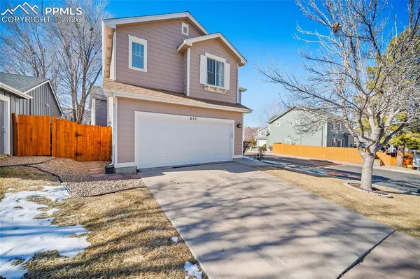 855 Dawn Break LOOP, Colorado Springs, CO 80910
